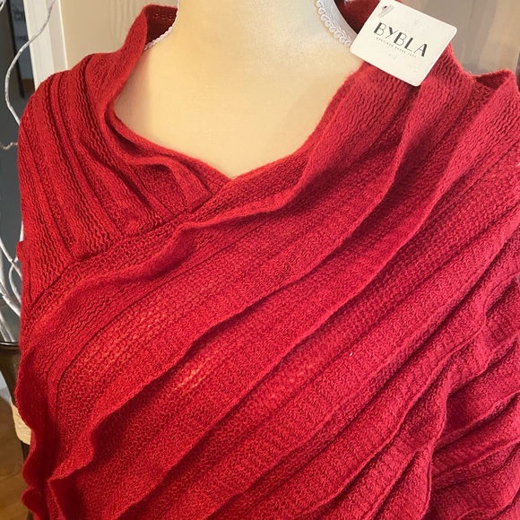 Poncho from Medellin Colombia Bybla Boutique. - Picture 2 of 2